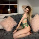 emmbellaxo