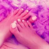 luna_love_feet