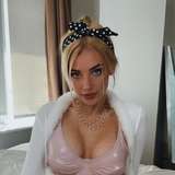 zoe.hart