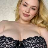 sweet_monica